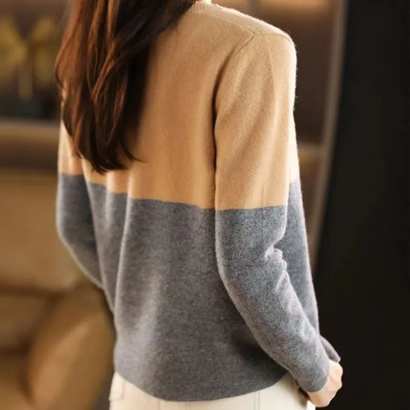 2023 Spring and Autumn Women\'s New Round Neck Knitted Single Breasted Cardigan Loose Color Matching Bottom Fashion Casual Tops