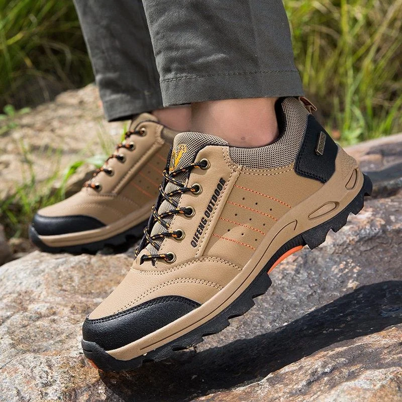 

Women's Autumn Winter Fleece Lined Hiking Climbing Shoes Outdoor Safety Shoes Low Cut Warm Boots for Trekking And Mountain Cl...