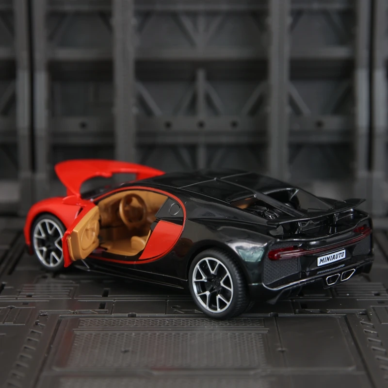 1:32 سبيكة تشيرون نموذج سيارة رياضية فائقة مجموعة الحلي سيارة الأبواب يمكن فتح لعبة الأطفال الصوتية البصرية تفاصيل غنية