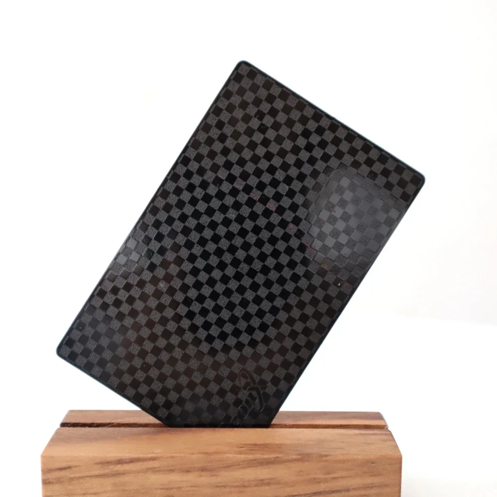 بطاقة ائتمان معدنية من الفولاذ المقاوم للصدأ باللون الأسود غير اللامع مقاس بطاقة RFID NFC بطاقة عمل معدنية للبيع بالجملة