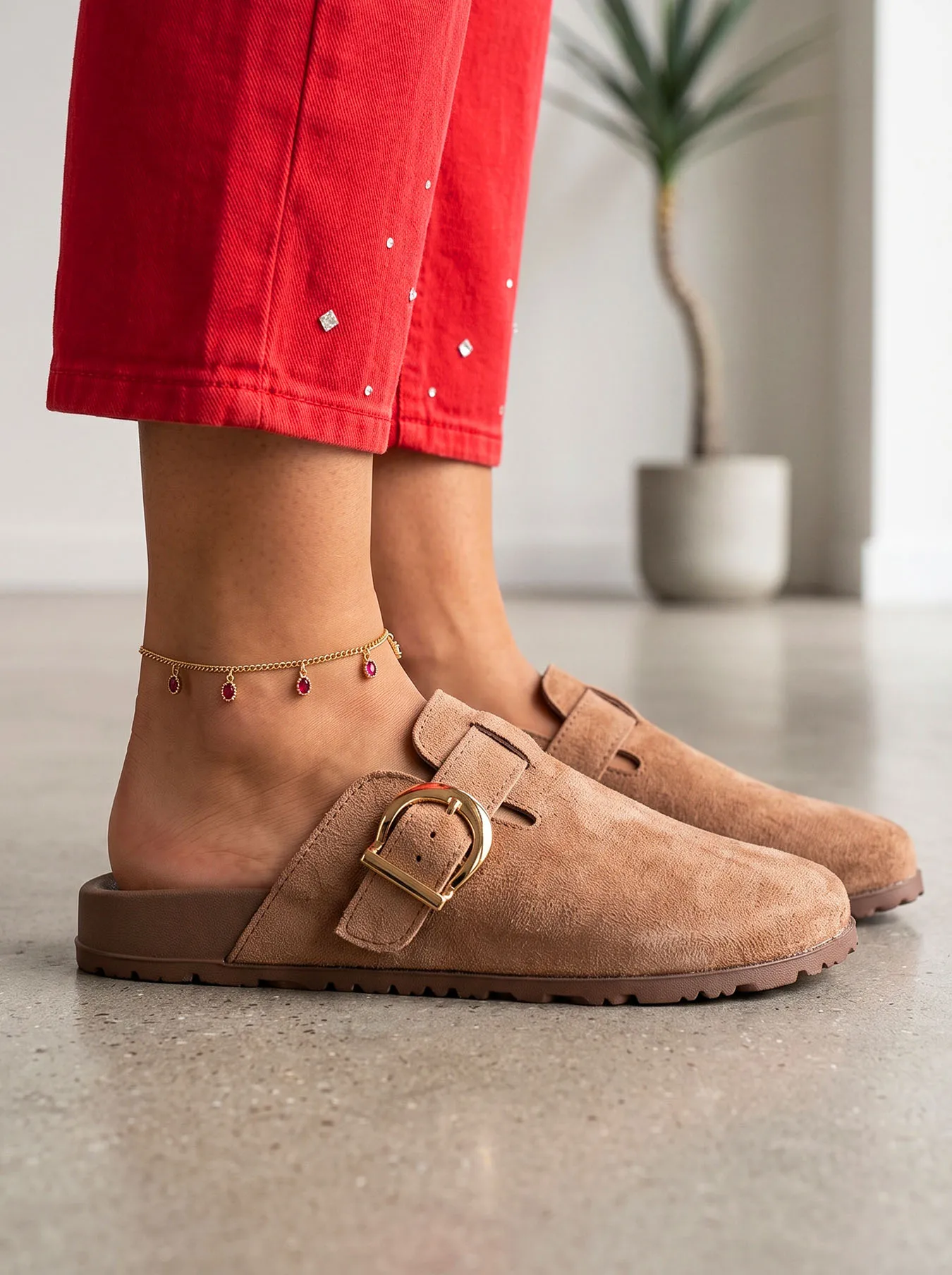 Zuecos de ante con hebilla para mujer, de talla grande, con puntera cerrada, diseño sin cordones, tacón plano, soporte para el arco del pie, plantilla de corcho, ideales para todas las estaciones y para uso casual.