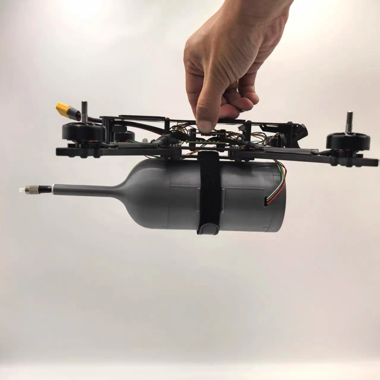 Anti-Interference FPV Drone 0.2 0.3mm Fiber Optic Canister 10KM 20KM 30KM 40KM UAV Sky-to-Ground Communication Wire Transmission