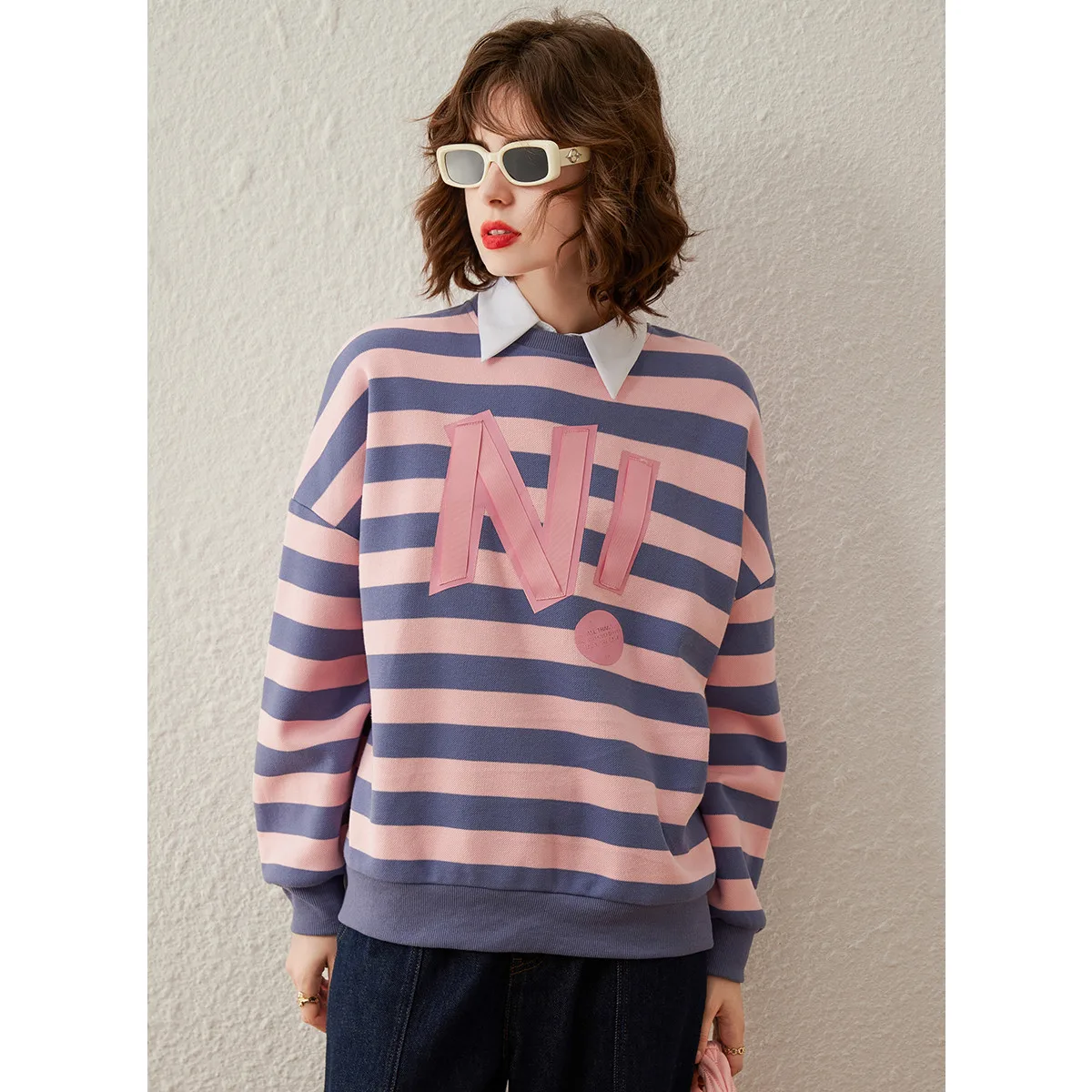 LOUIS YAO Women Striped Sweatshirt 2023 Autumn Letter Print Sequin Embroidery Round Neck Top