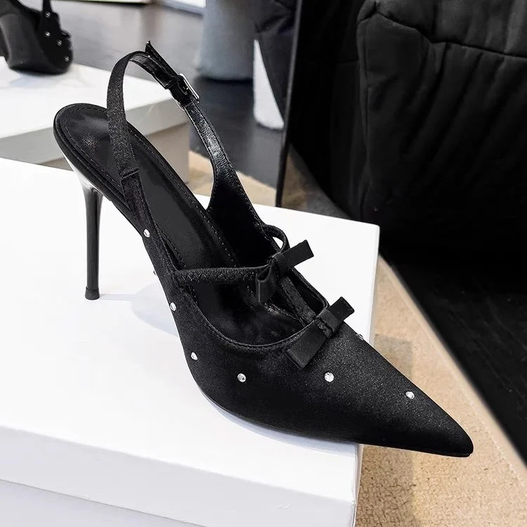 

Design Wave Point Water Diamond Bow Sexy Black High Heels with Fine Heels Sharp Pointed Exquisite Shallow Mouth Rear Air Sandals