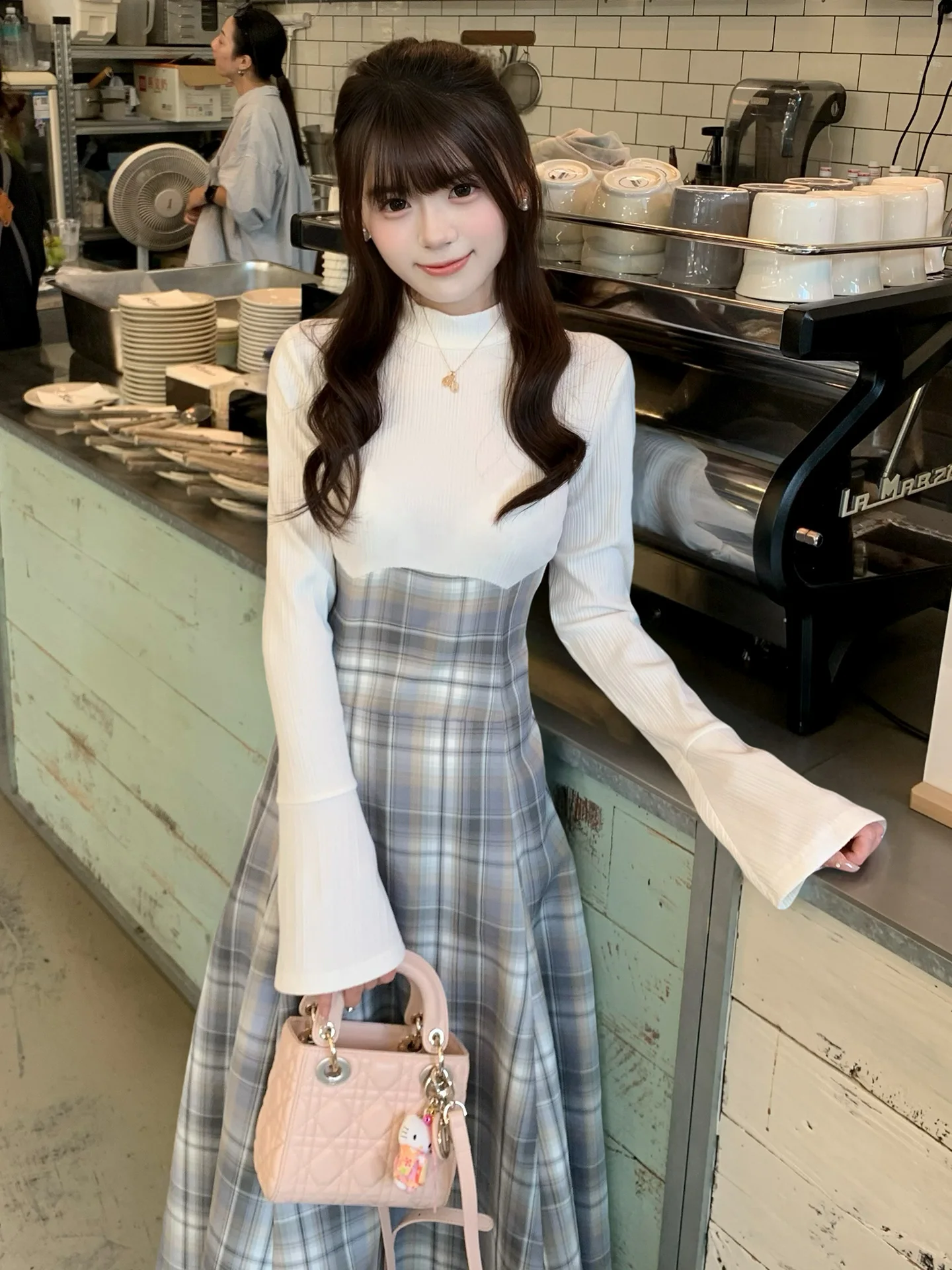 

Early Autumn Plaid Long Sleeve Women's Dress Banded Back Design Casual Slim Fit Polyester Fiber round Neckline Gingham Pattern