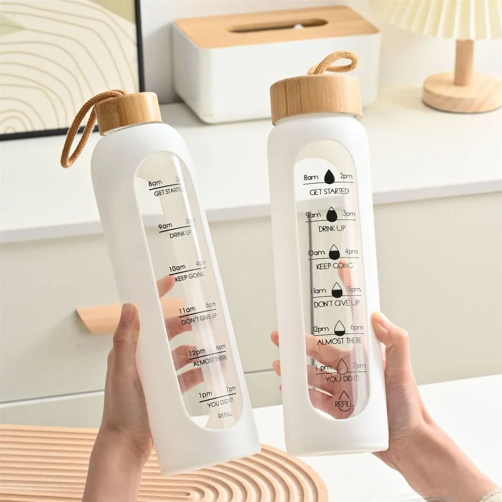 Trendy Time-marked Glass Water Bottles Bamboo Lid Free of Lead Drink Bottle Sport Silicone Sleeve Sports Water Cup