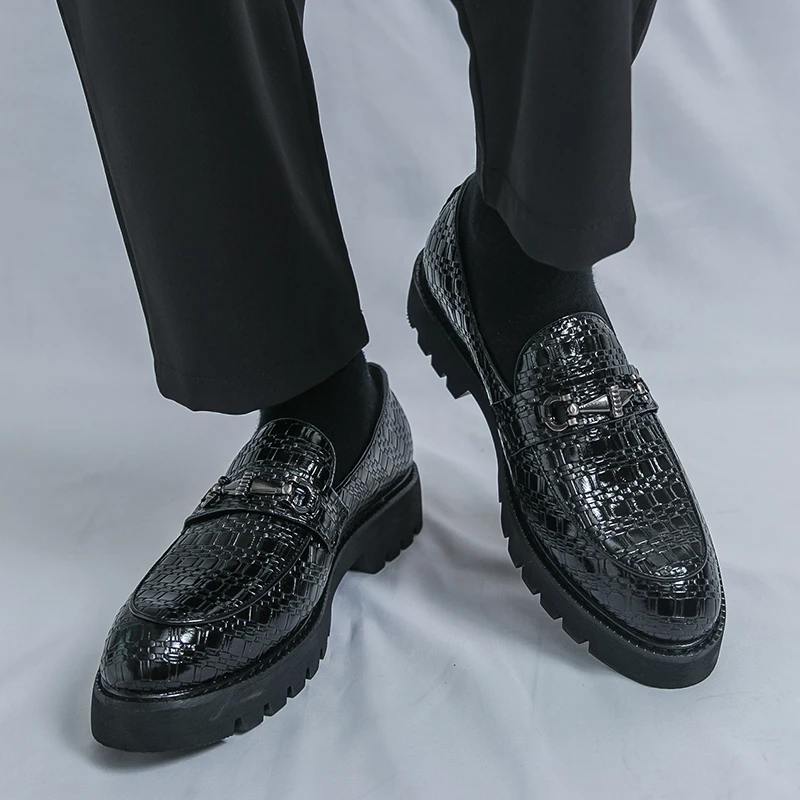 2026 New Model Men's Leather Shoes - One-Piece Anti-Slip Business Leather Shoe Cover for Feet - Casual Men's Shoes