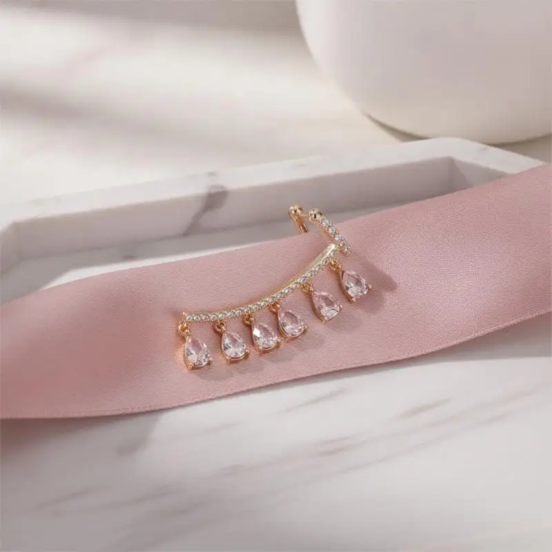 Crystal Water Drop Ear Cuff Earrings For Women Vintage Drop Rhinestone Ear Crawler Earring Non Piercing Earrings Boho Jewelry