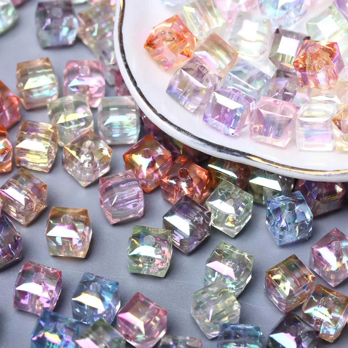 30Pcs 8mm Square Crystal UV Color Glaze Transparent Holographic Beads DIY Handmade Necklace Bracelet Accessories Wholesale