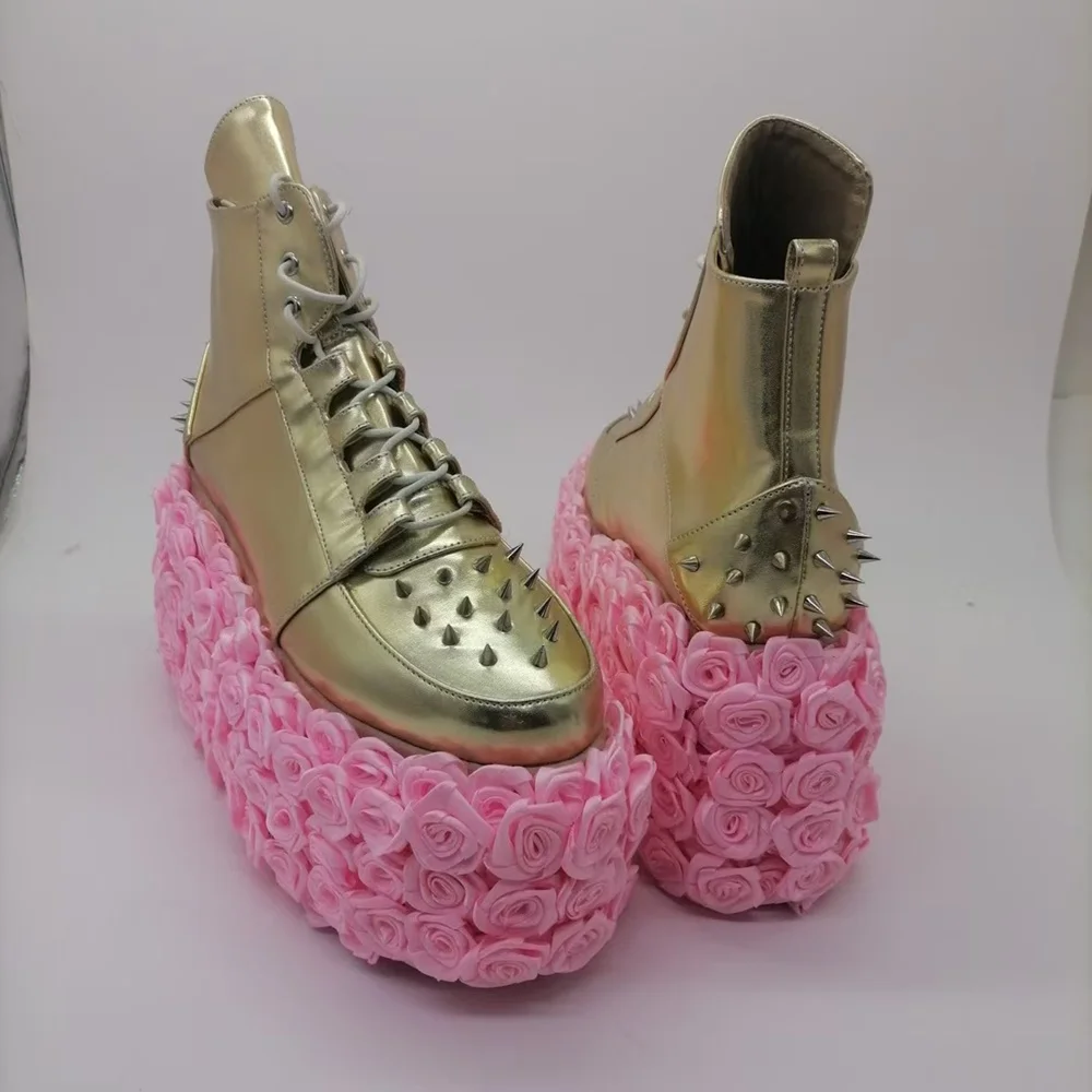 

Женские сценические ботинки на танкетке с цветочным принтом, осень 2023, новые короткие ботинки на шнуровке с круглым носком и заклепками, модные повседневные ботинки для вечеринок