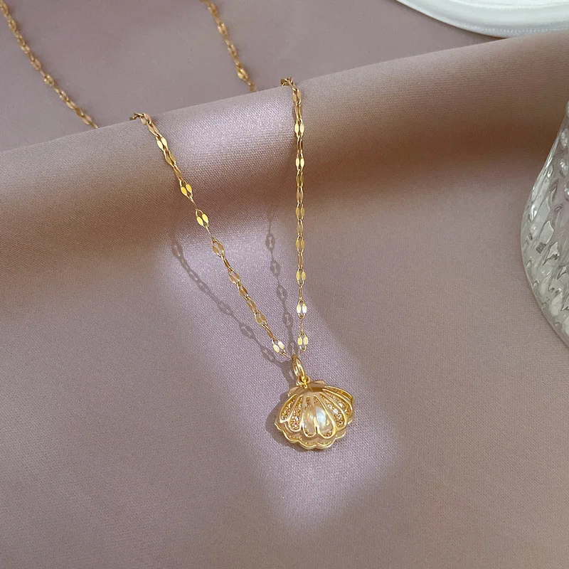 Fashion Luxury Full Diamond Micro-Set Zircon Hollow Shell Pearl Necklace for Women Stainless Steel Clavicle Chain Accessory