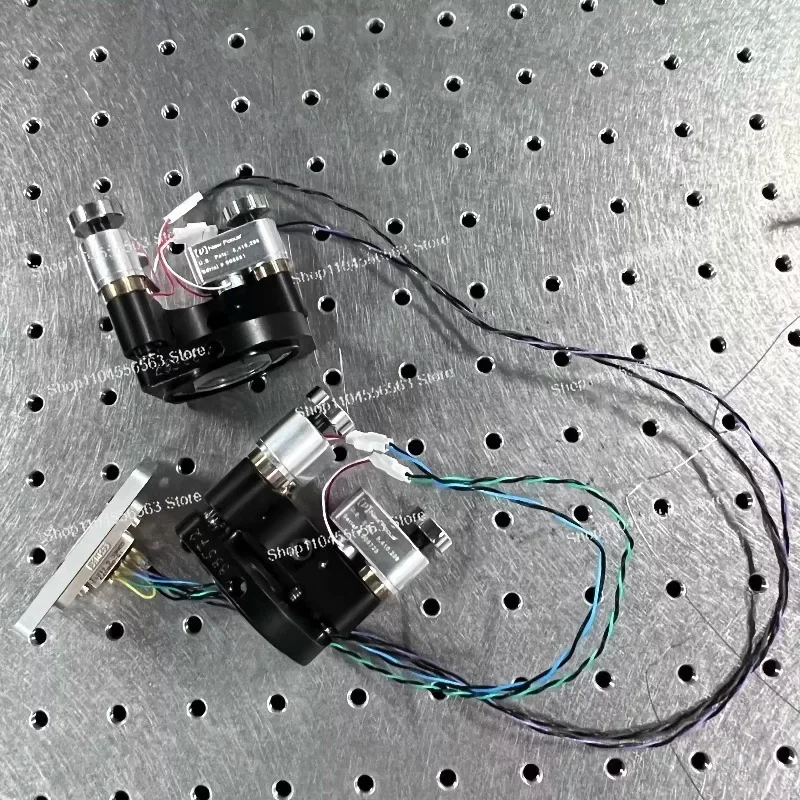 

Высокоточная рама для пикомоторов, электрически регулируемая для точного направления светового луча, лазерных и пьезоэлектрических приводов