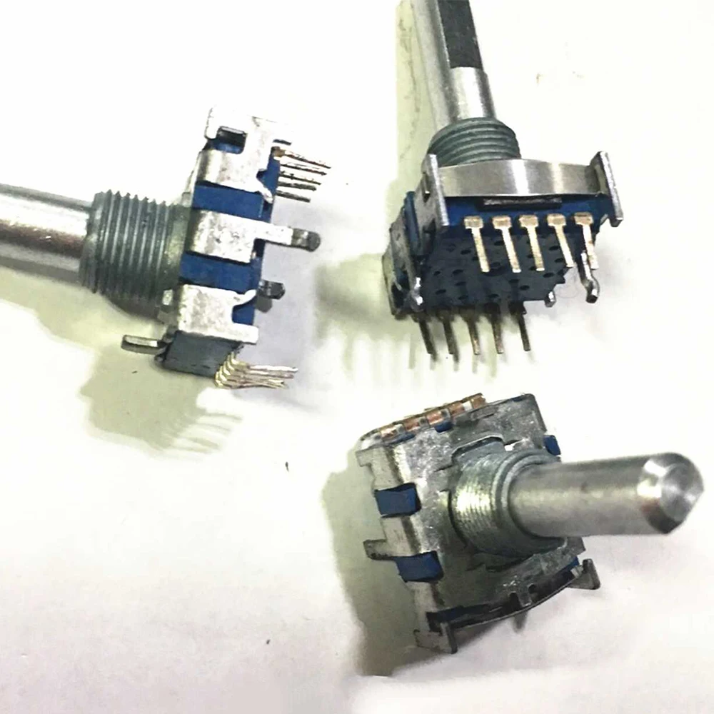 5 قطعة/الوحدة SMA-J-P-H-RA-TH1 SR18A-D2 SRBM1L0800 SRBV141201 SS4-10-3.00-F-D-K-TR رقائق موصل إلكتروني #4