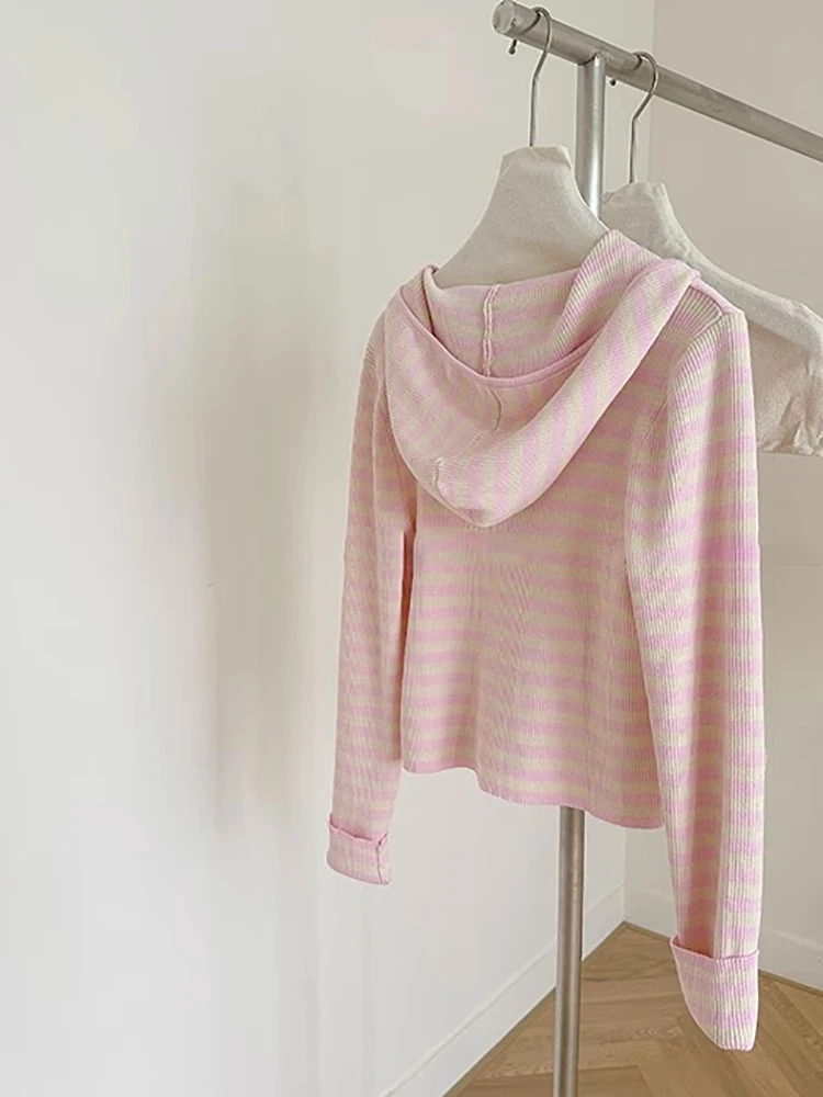 

New Pink Striped Short Zipper Knitted Cardigan Women's Early Autumn Hat Sweater Regular Fit Long Sleeve Knitted Outerwear