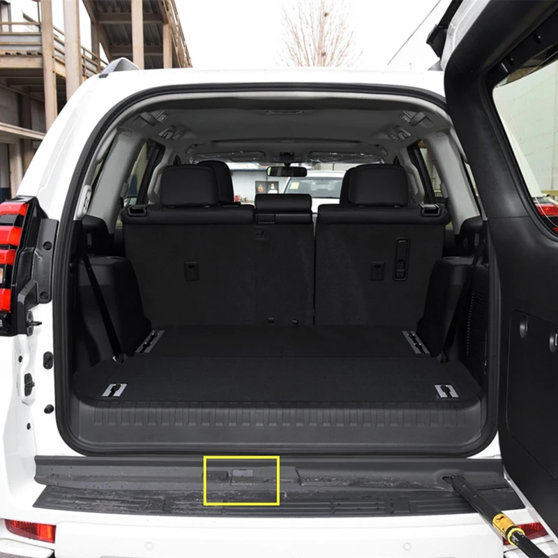 Car Rear Bumper Trunk Pedal Screw Hole Cover Cap Lid For Toyota Land Cruiser PradoLC120 LC150 2003 2004-2019 Auto Accessories