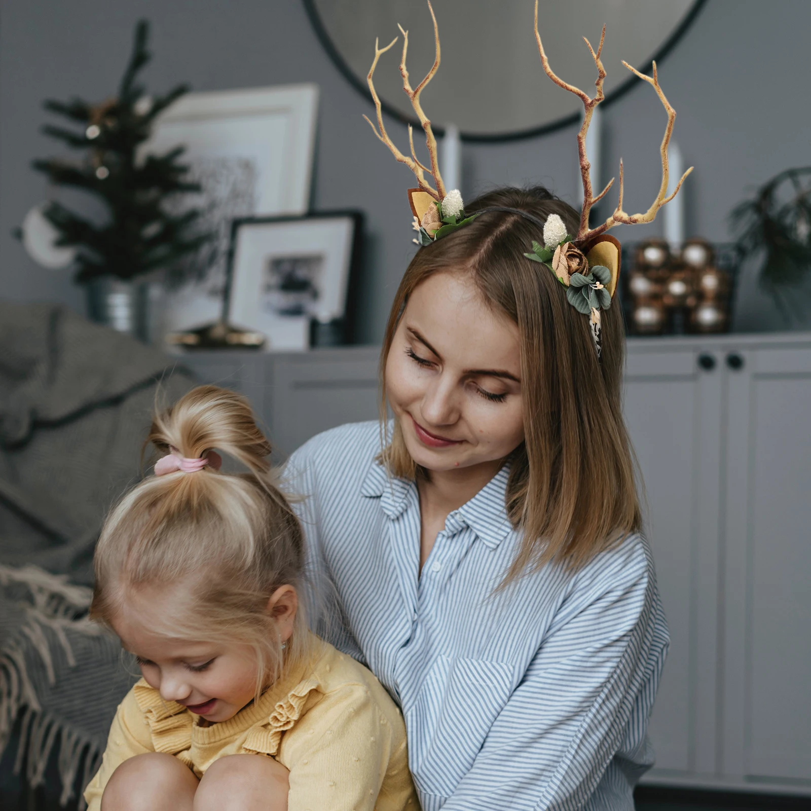 

1Pcs Reindeer Antler Hairband Xmas Party Decoration Comfortable Performance Show Festival Headwear Hair Accessory