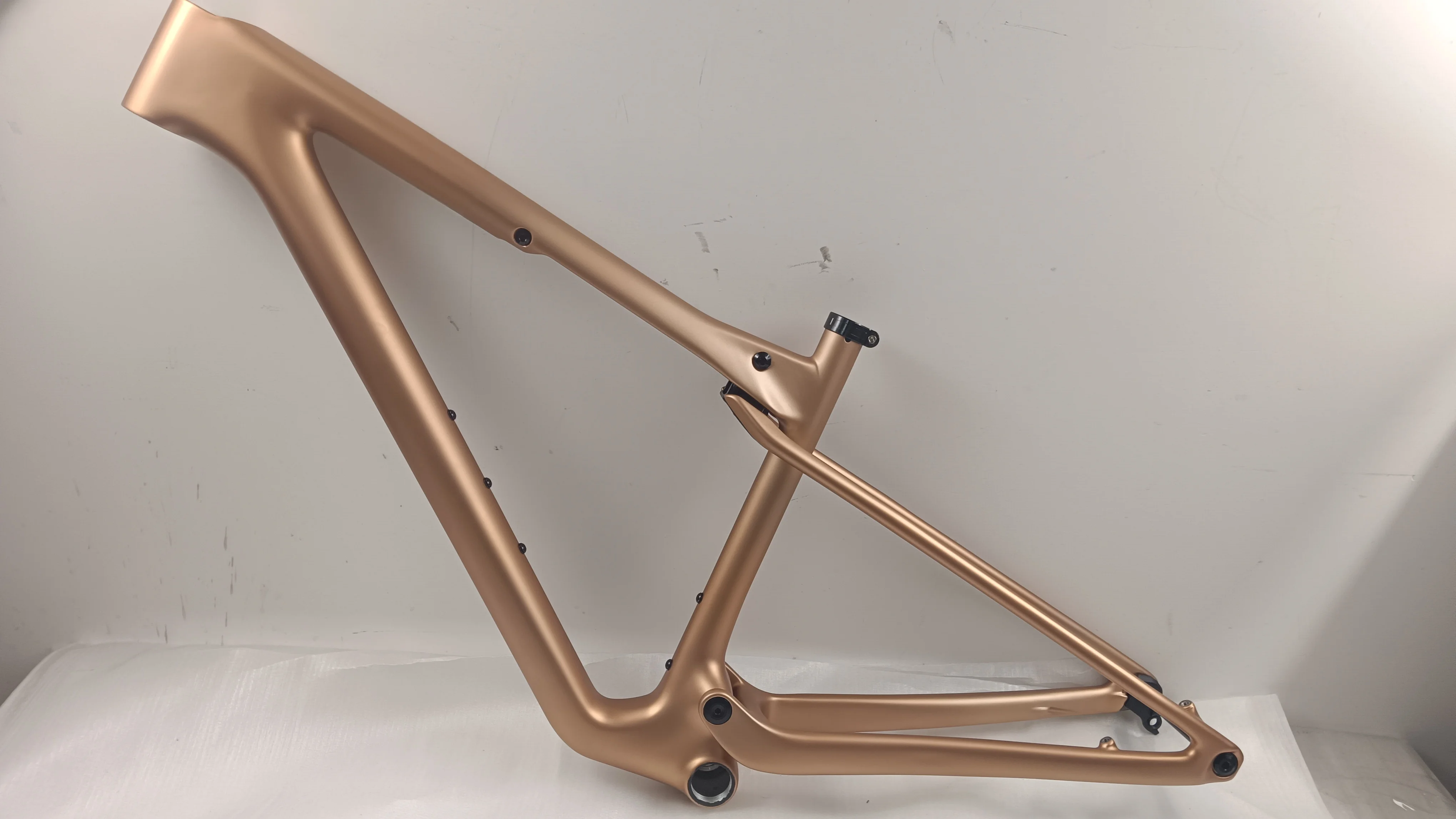 MICROCK BLACK OR GOLD OEM COLORS T1100 Full Carbon Fiber Suspension MTB Bike Frame XC 29er Boost UDH with Shock Absorber