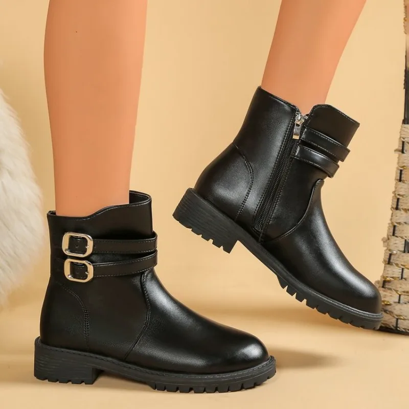 

2026 Large Size New Winter Style with Plush Cotton Shoes for Middle-aged Elderly People Anti Slip Comfortable Soft Soled Boots