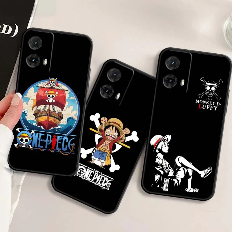 

One Piece anime character For Motorola G85 Edge 50 G24 G35 G14 G04 40 G72 G34 G G54 G13 G32 5G Black Phone Case