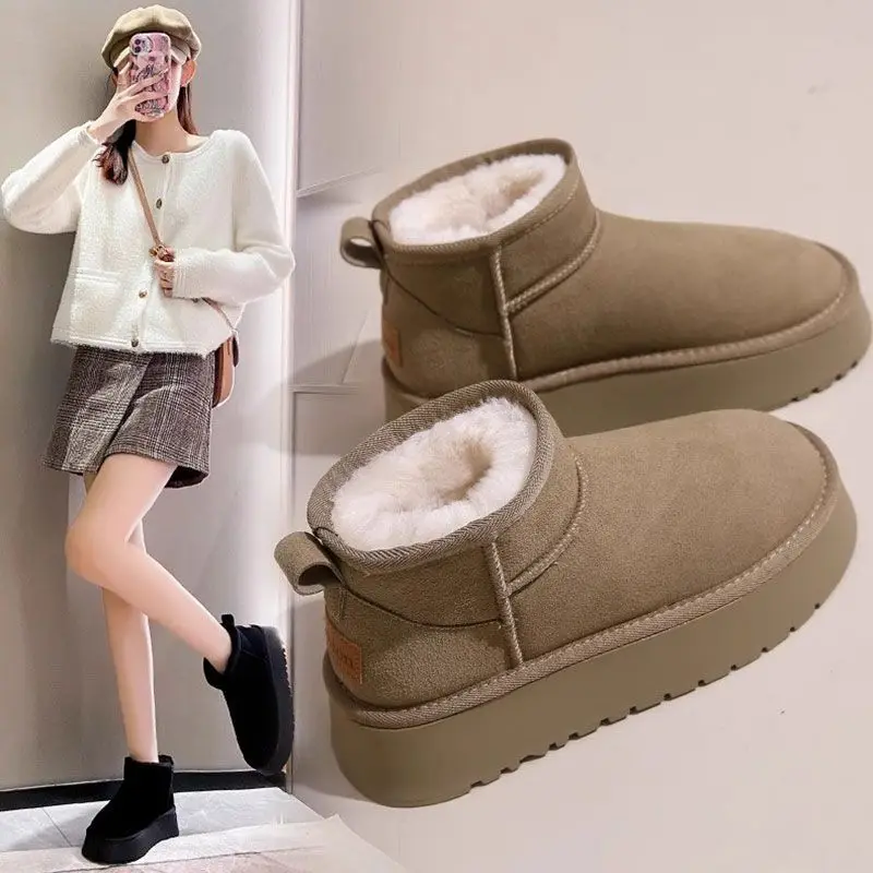 Thick soled snow boots for women, new women's shoes with thick fleece, warm and anti slip short tube snow shoes, cotton shoes