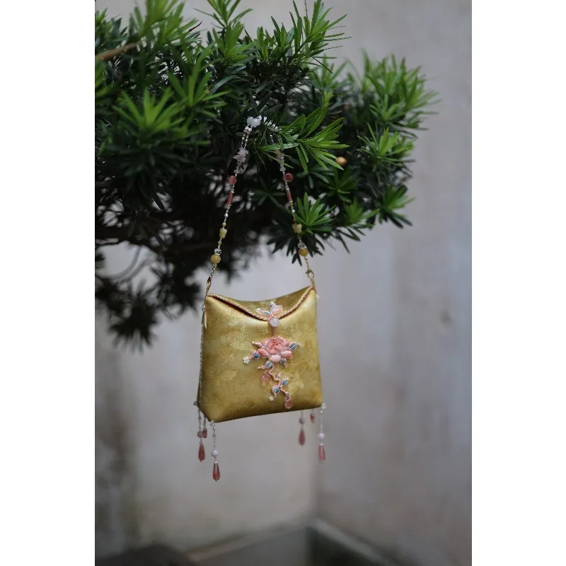 New Chinese Style Handmade Frog Button Brocade Phone Bag Vintage Beaded Tassel Crossbody Mini Pouch for Phone Keys Women Wallet