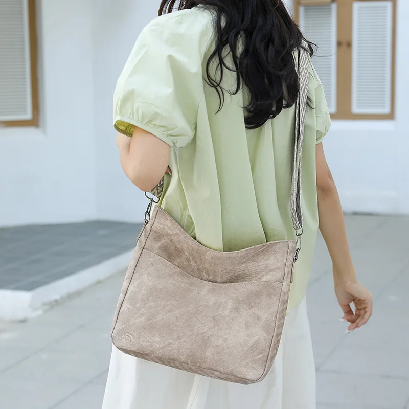 

2025 New Women's High-end Fashion Shoulder Bag Messenger Bag