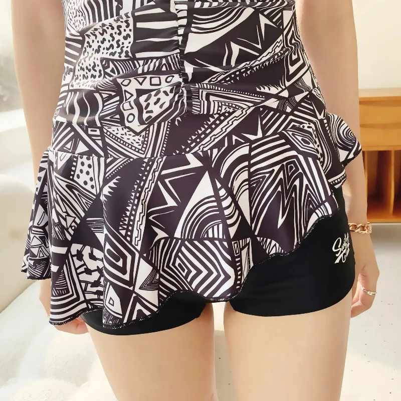 New Fashion Women's One-Piece Swimsuit Tummy Control Slimming Quick-Dry Conservative Professional Bathing Suit for Hot Spring