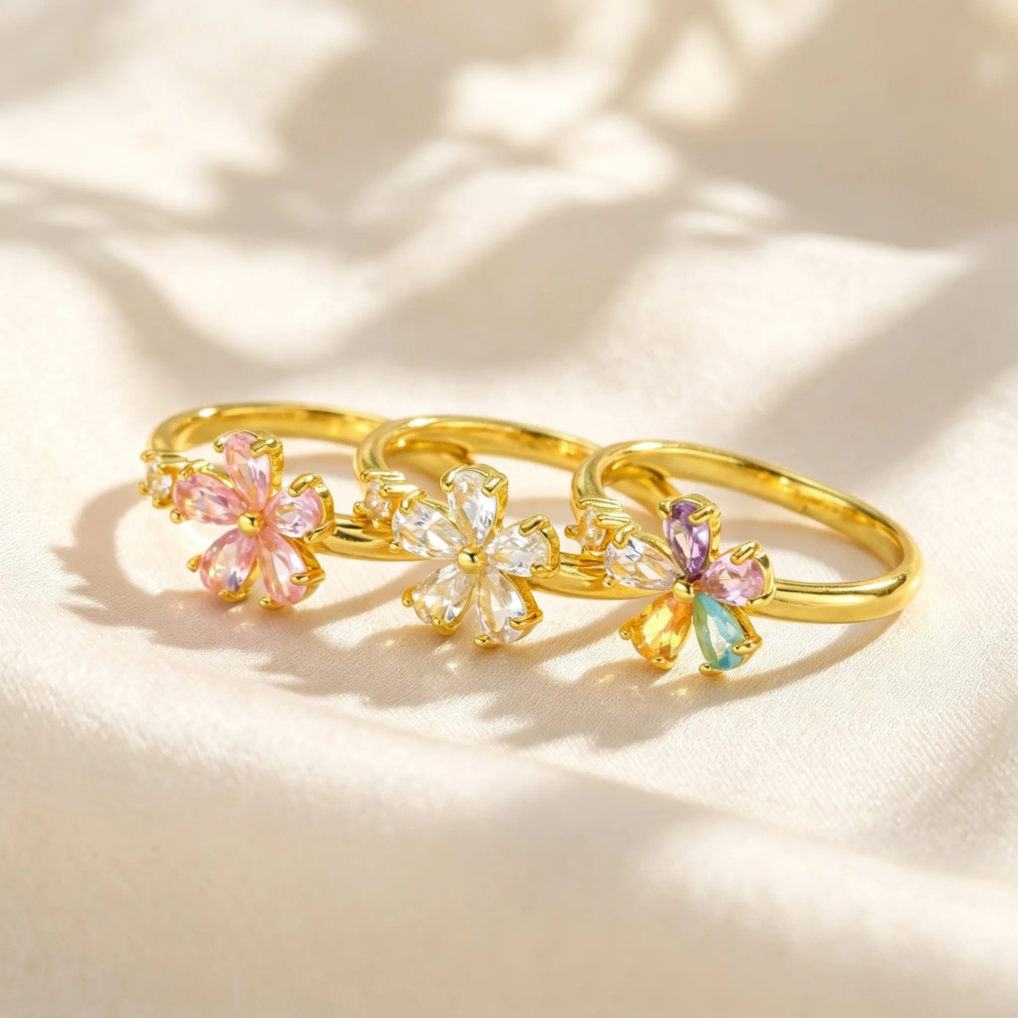 Exquisite Bling Cubic Zirconia Flower Ring for Women Gold Plated Copper Rings Wedding Engagement Party Fashion Finger Jewelry
