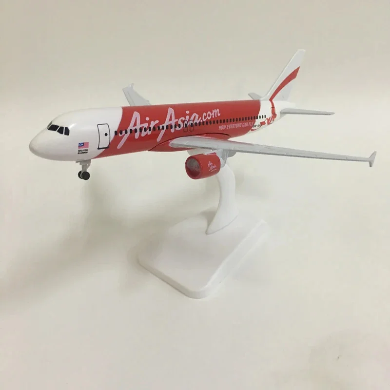 مكتب ديكور A320 20 سنتيمتر Airasia طيران سبيكة Diecas AirAsia نموذج طائرة طائرة الطائرات المعدنية الطيران جمع هدية