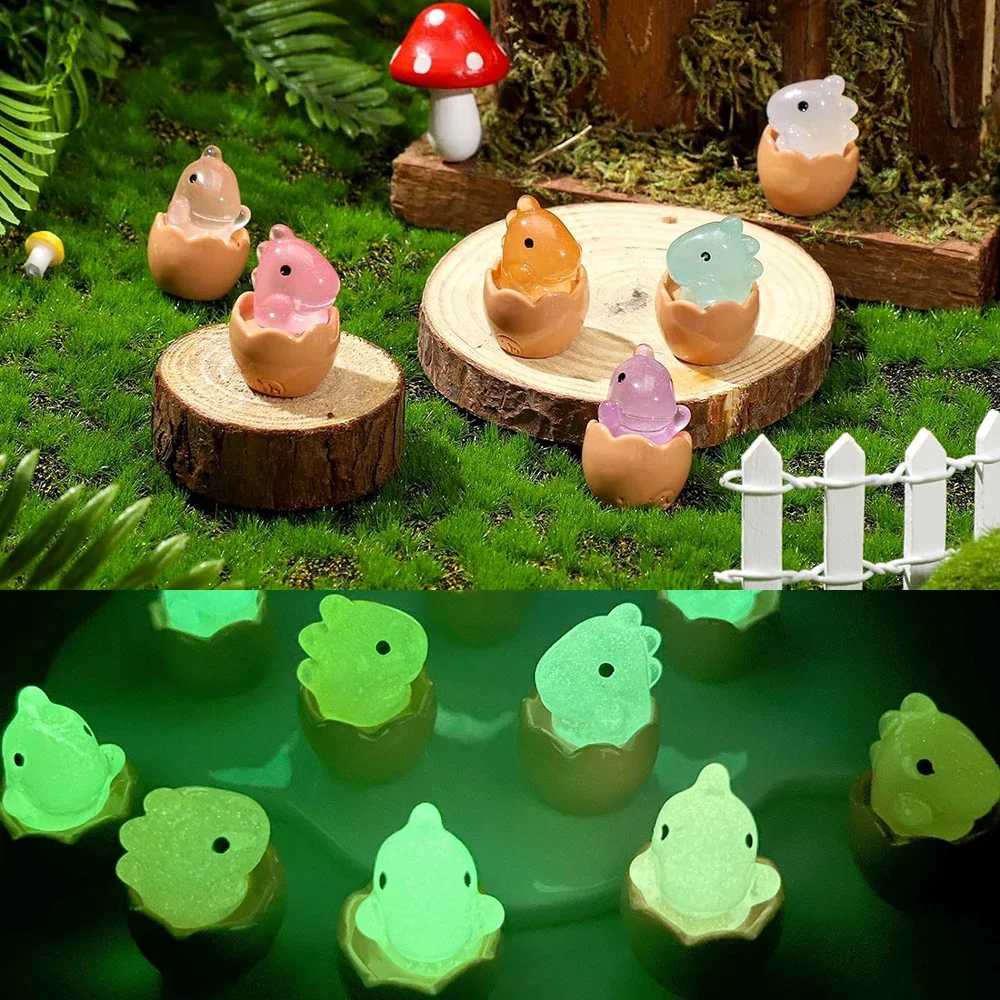 

Luminous Dinosaur Figures Glow in The Dark Mini Resin Dinosaur Miniatures Resin Tiny Animal Figurines for Landscape Garden Decor