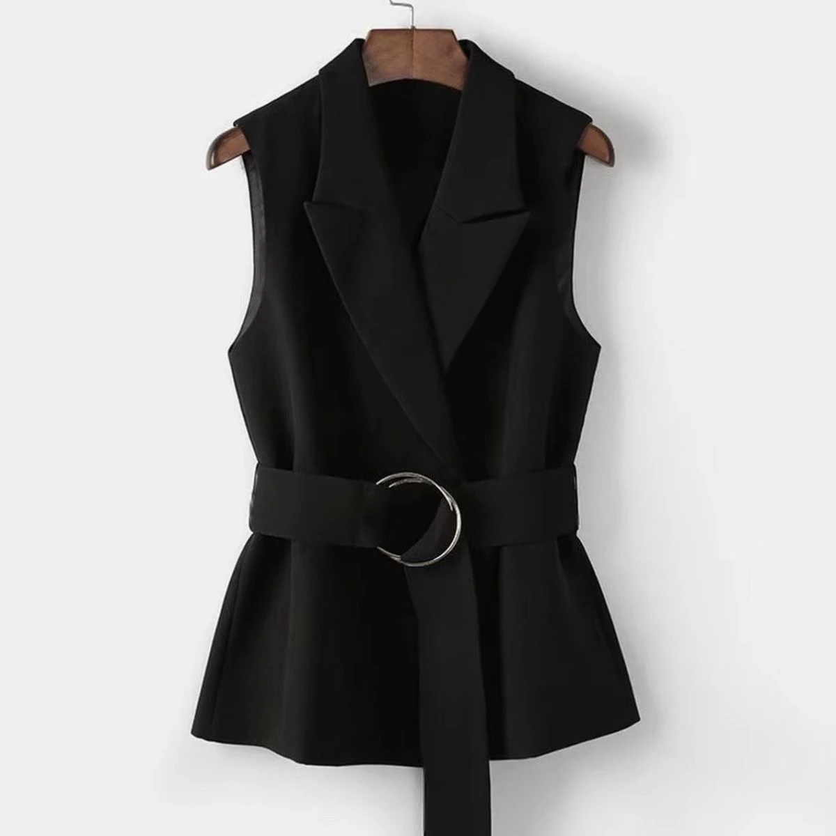 Anti-Wrinkle Suit Vest 2026 Spring Autumn New Trend Design Black Belted Sleeveless Outerwear Polyester Fiber 100% Regular Length