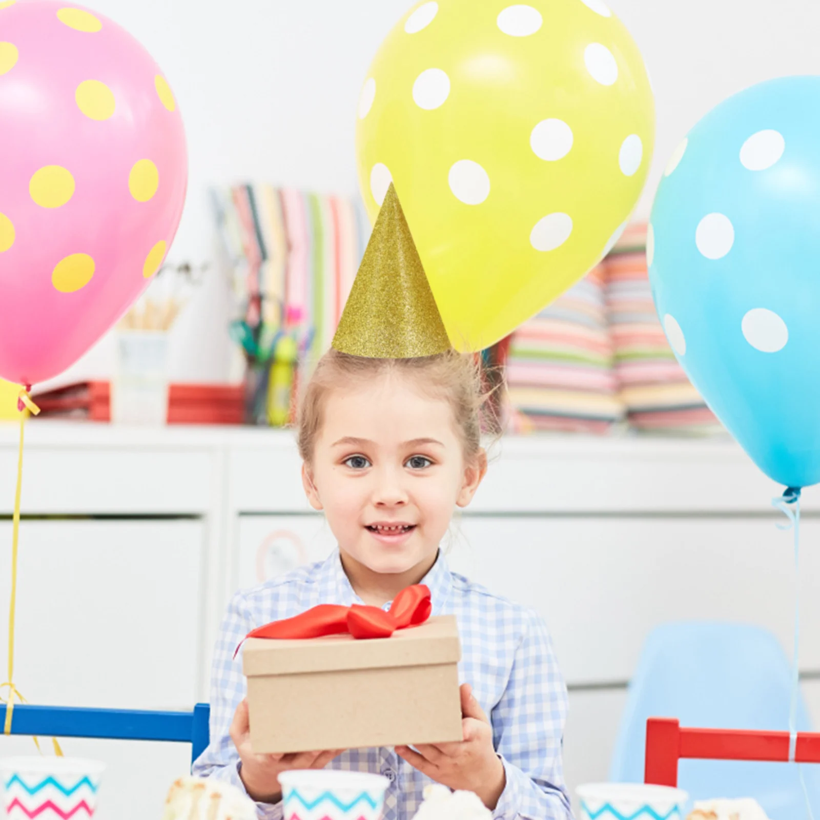 

12Pcs Glitter Party Hats for Birthday Cone Caps Festive Headwear 1St Birthday Celebration Accessory