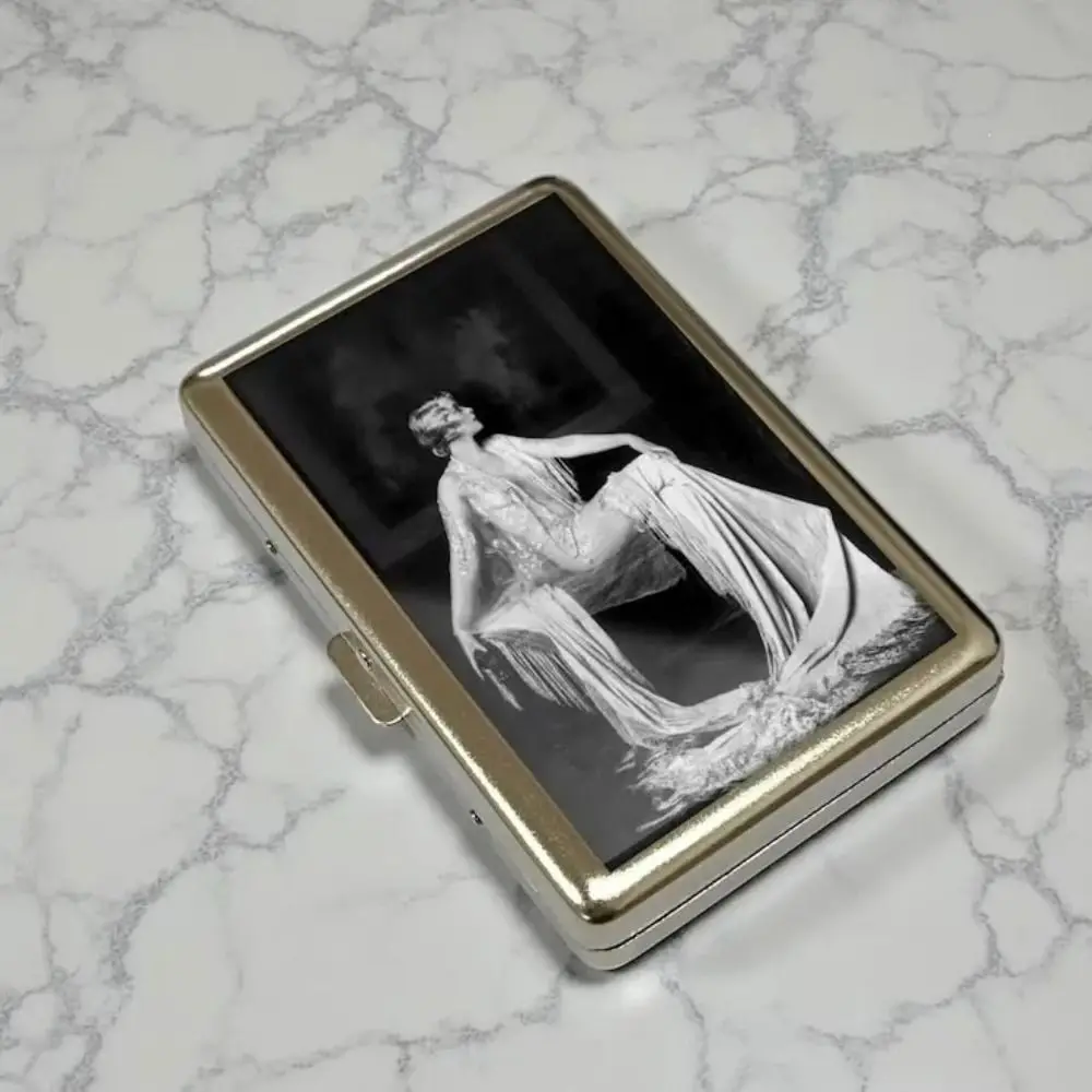 Vintage-Style Vintage Card Case Versatile Design Metal Material Metal Case Multi-function Easy Snap Cash Case