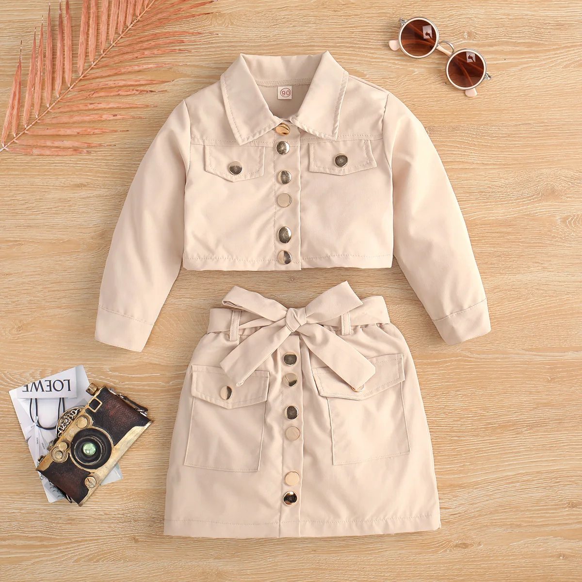 

European and American girls' Spring and autumn new long-sleeved short lapel jacket and bow A-line short skirt set