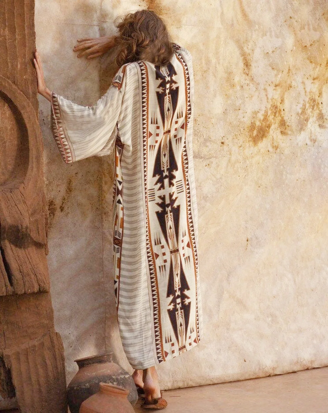 ชุดคลุมชายหาดแบบโอเวอร์ไซส์ คิโมโนลายเรขาคณิตสำหรับผู้หญิง ผ้าเรยอน พร้อมเข็มขัด สำหรับฤดูร้อน