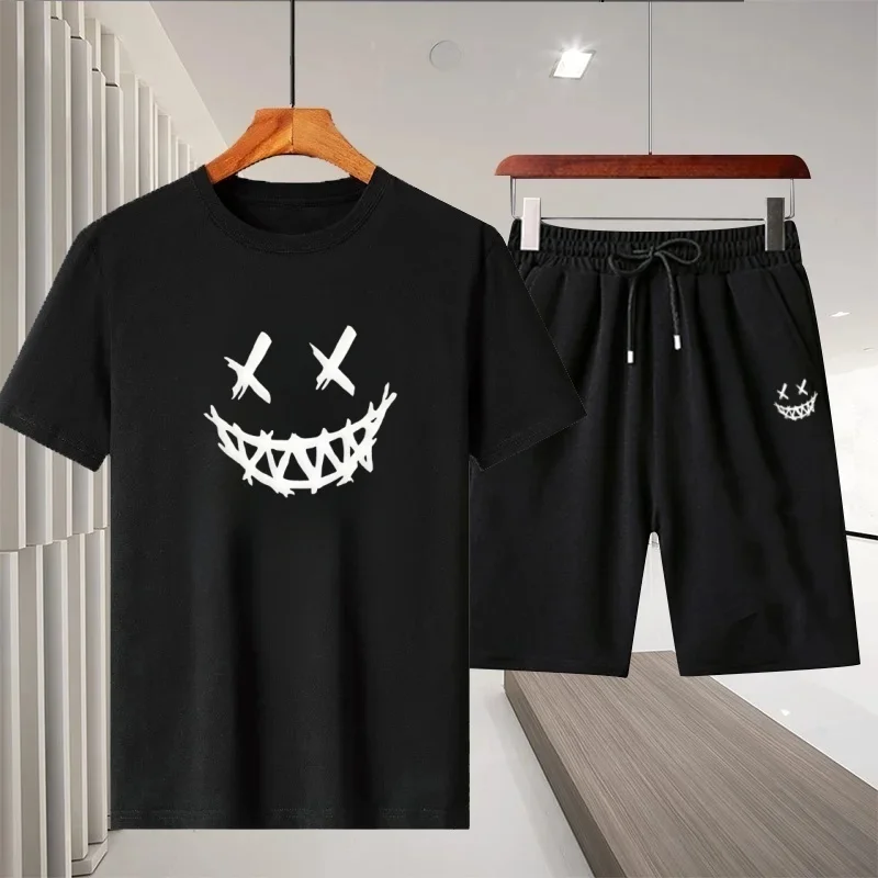 

Men's new summer comfortable outdoor jogging fitness casual sportswear set, featuring stylish short-sleeved T-shirts and shorts.