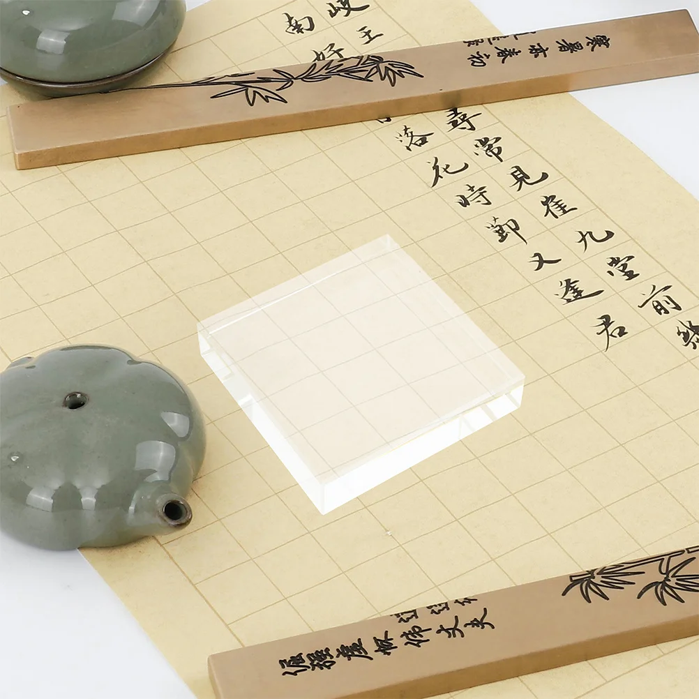 

Clear Crystal Square Paperweight Transparent Elegant Decorative Glass Block Polished Smooth Surface Office Calligraphy Display