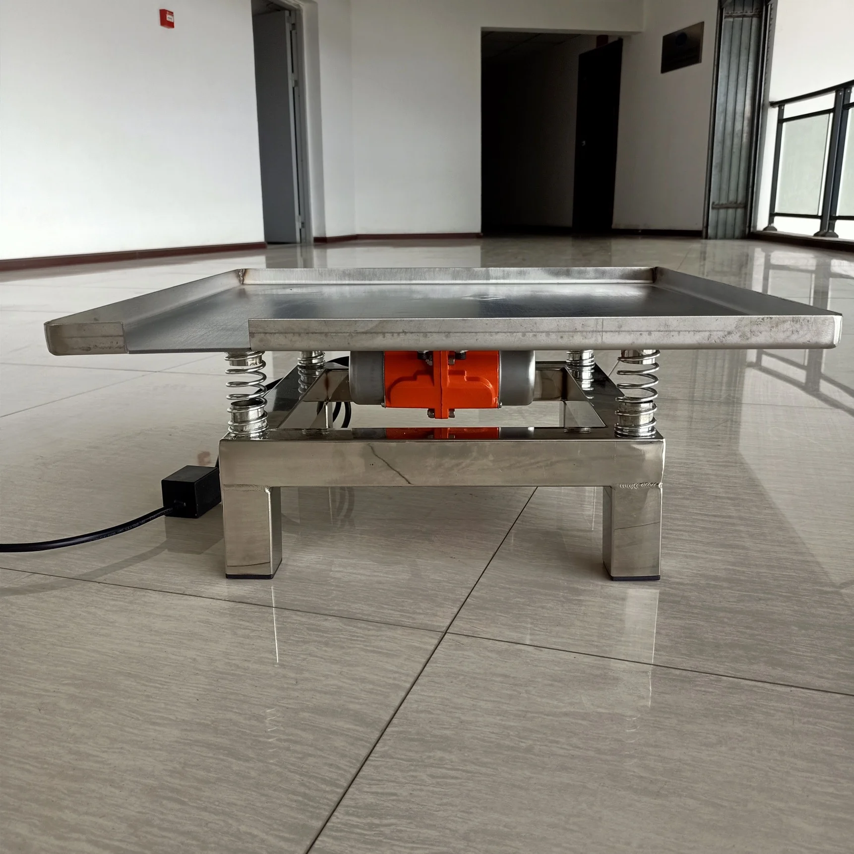 50*50CM Stainless steel vibrating table small concrete vibrating table test bench test block vibrating platform 50cm x 50cm