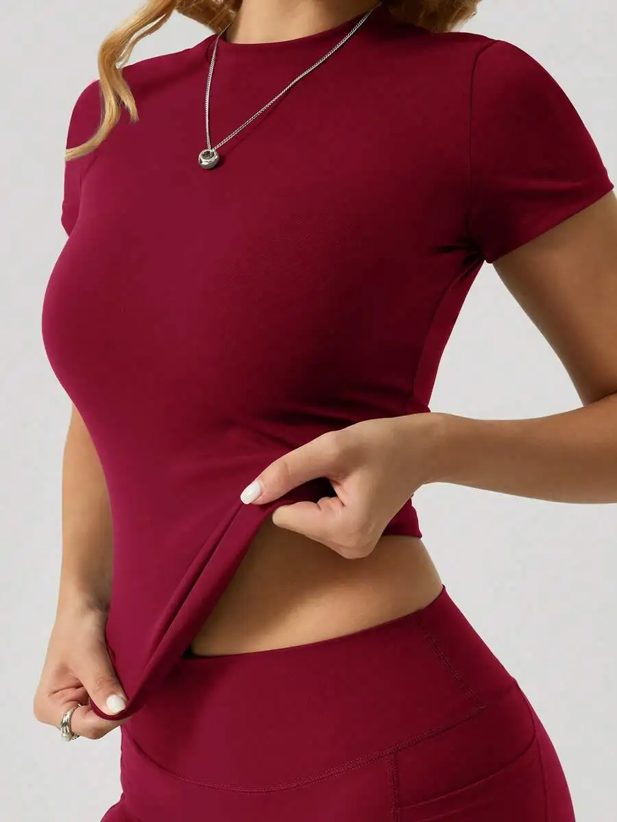

Women Minimalist Slim Fit Flattering Short Sleeve Sports T-Shirt Summer