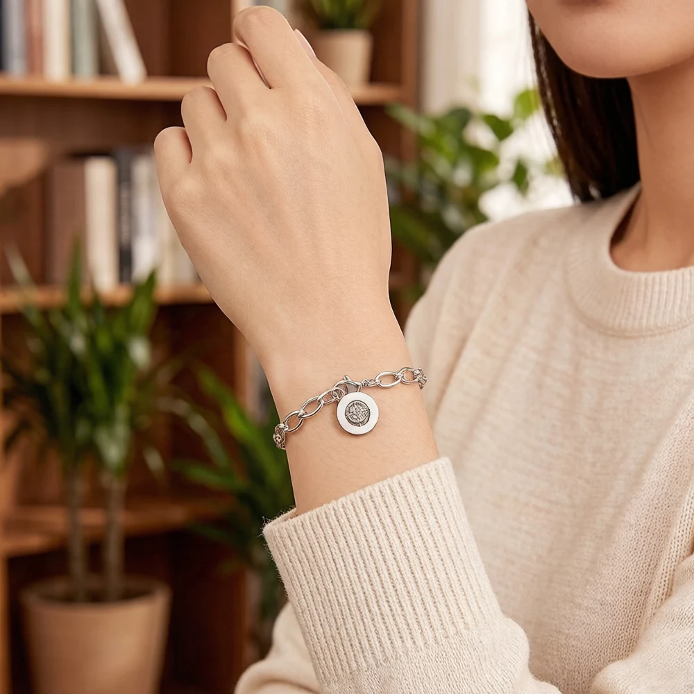Krzyż zawieszka charms z łańcuszkiem ogniwowym bransoletki, 925 Sterling Sliver modny prezent dla kobiet, styl europejski biżuteria, Fashion Accessorie Club — zdjęcie 3