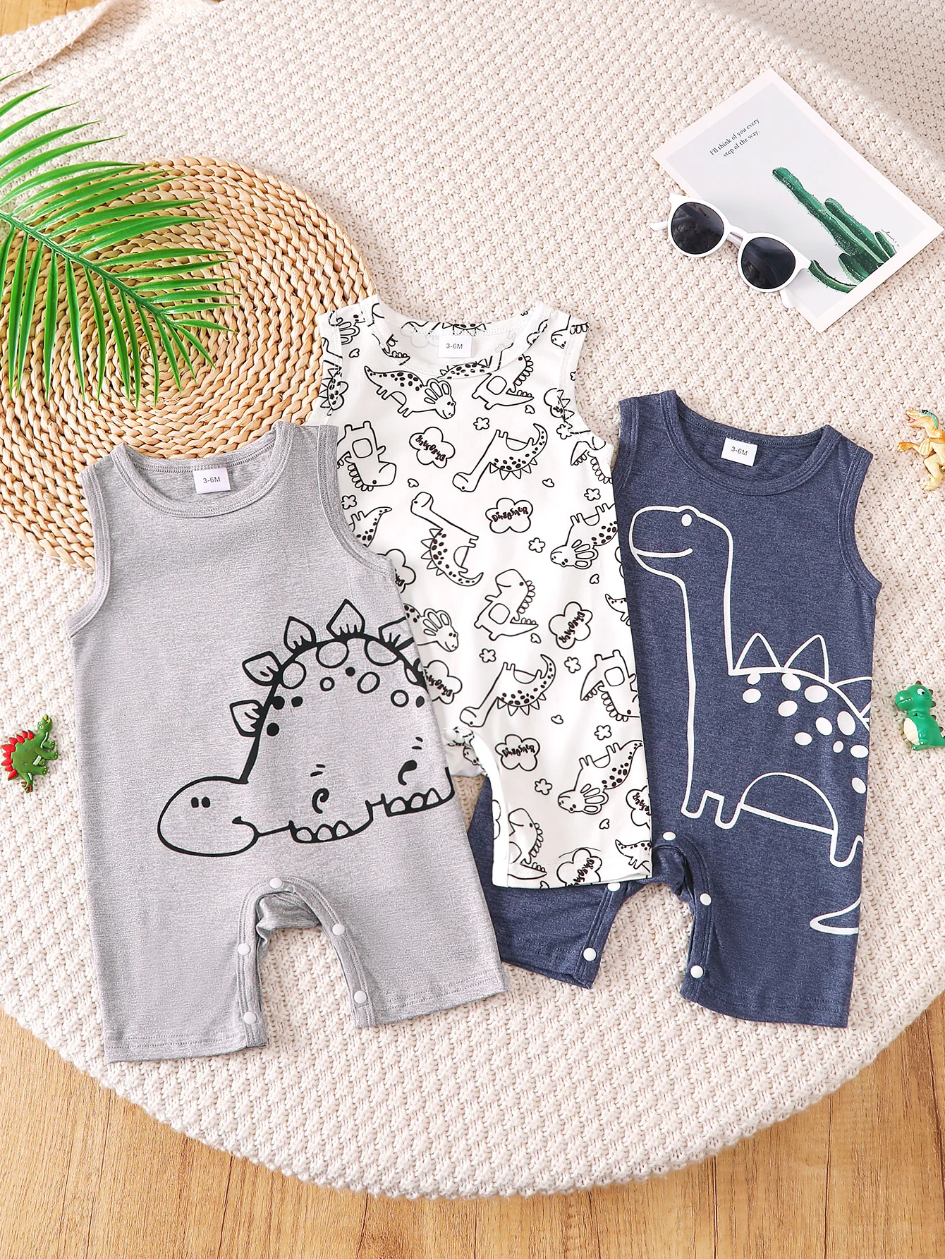 3-Piece Set, Cute Casual Dinosaur Print Three-Piece Set for Newborn Baby Boys, Sleeveless Vest Style with Small Round Neck Jumpsuit, Baby Summer Romper Set, Suitable for Daily Wear, Commuting, and Outdoor Activities