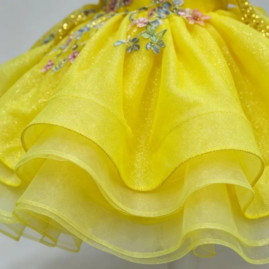 Gelbes Mädchenkleid mit Puffärmeln, Prinzessinnenkleid mit Blumenstickerei und Pailletten, Ballkleid für Kinder, Weihnachtsfeierkleid für Hochzeit und Geburtstag – Detail 6
