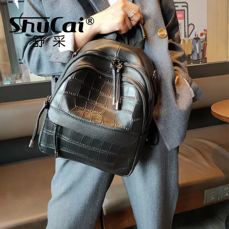 Leather backpack women\'s first layer cowhide fashion casual leather bag embossed large capacity travel bag factory wholesale