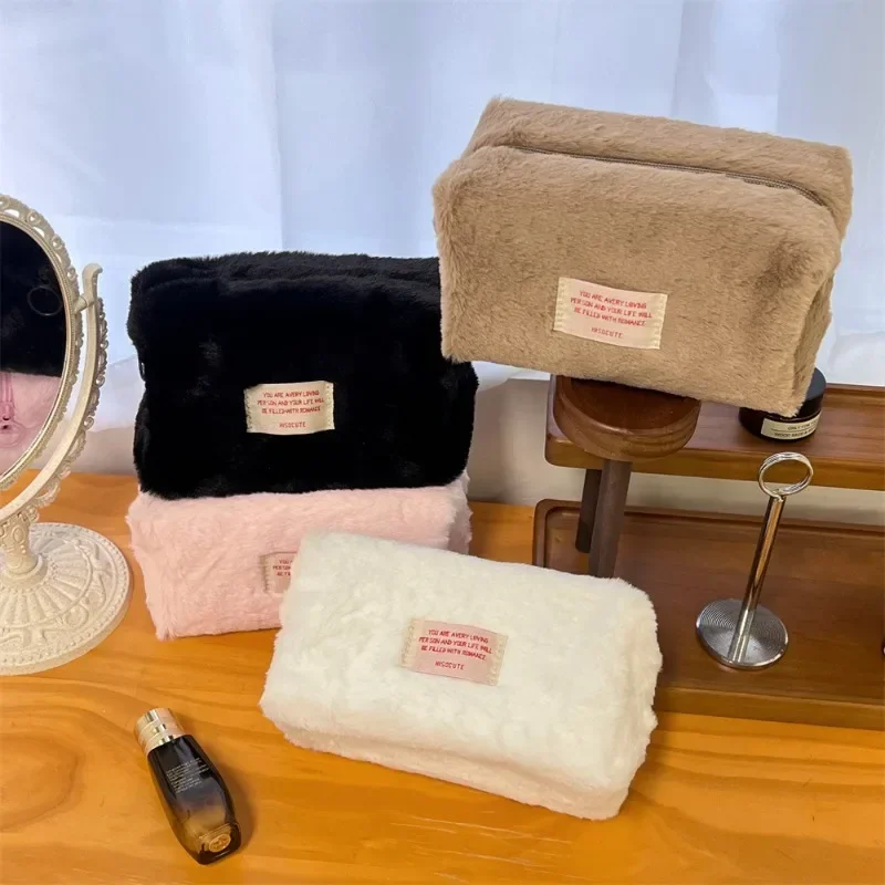 1 Piece Furry Chic Korean Makeup Bag for Girl Simplicity Solid Color Series Cosmetic Bag Portable Travel Plush Storage Bag