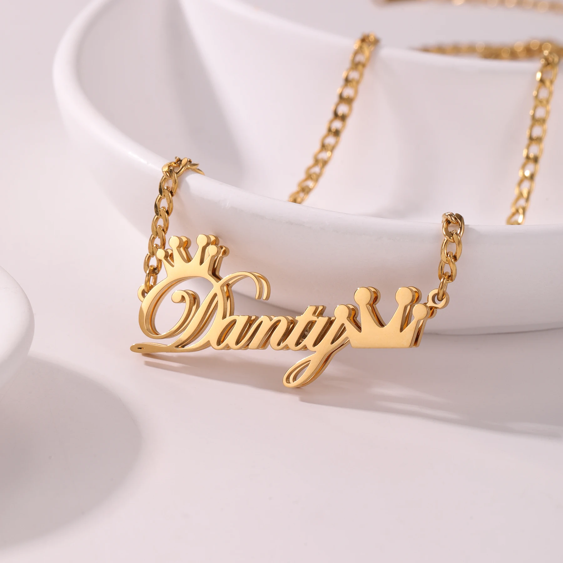 Personalisierte Namenskette, Krone, stapelbar, 18 Karat Gold, Edelstahl, personalisierter Schmuck, Weihnachtstag, Geschenk für Frauen und Mädchen