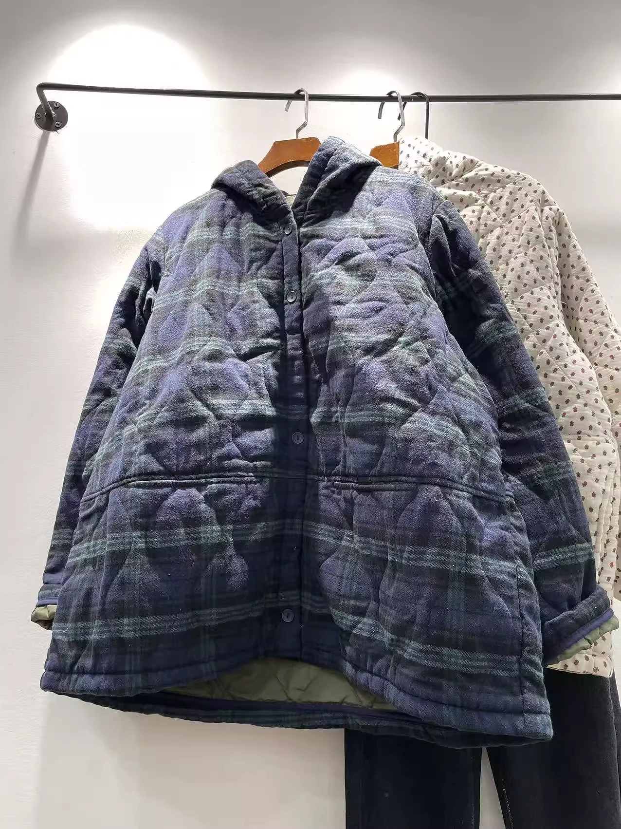 

Бюст 124 см, зимняя винтажная зеленая клетчатая хлопковая стеганая куртка с капюшоном для женщин, осенняя свободная повседневная теплая плотная куртка в клетку, верхняя одежда