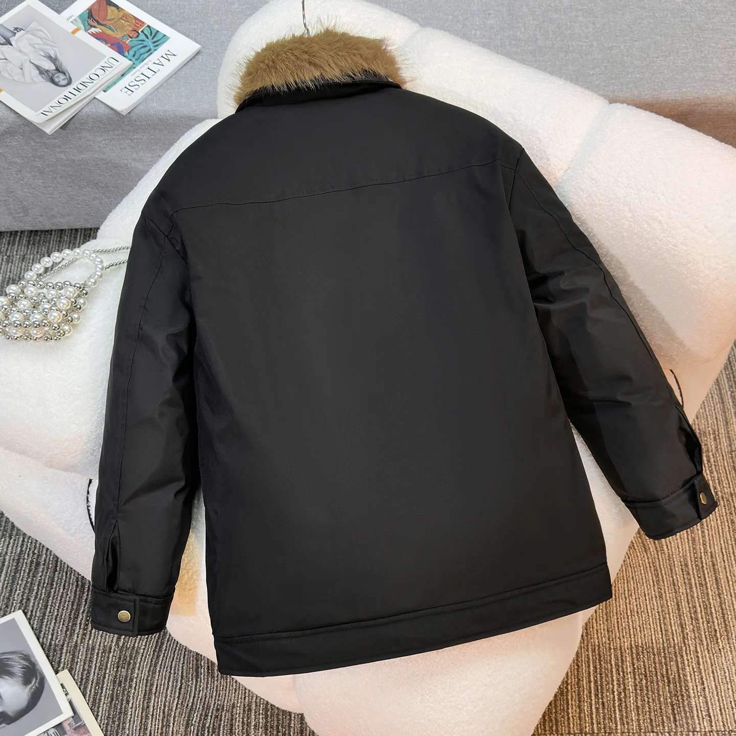 Men's Winter Thickened Cotton-Padded Jacket Light Luxury Warm Loose Versatile Cool Coat for Casual Wear