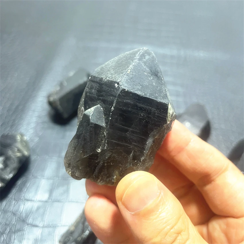 Natürlicher roher Rauchquarz, schwarzer Kristallstein, Edelsteine, Mineralien, Energie, Reiki, Heimdekoration, Geschenk