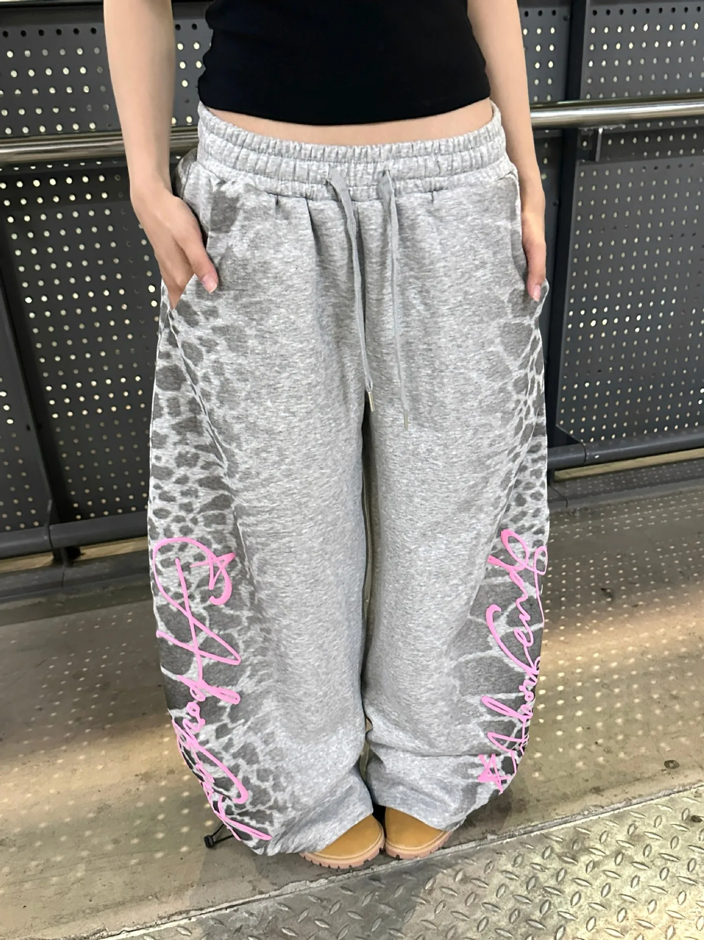 American Leopard  Print Sweatpants For Women Spring Autumn Casual Gray Wide Leg Pants Fashion Street Style Drawstring Trousers