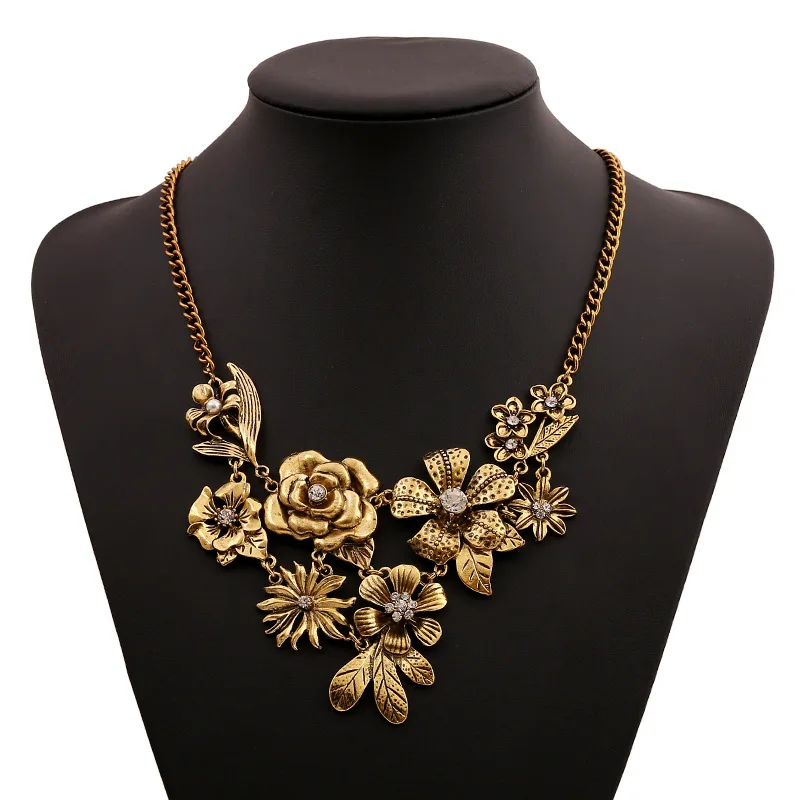 Large Metal Flower Chunky Necklace For Women Heavy Vintage Designer New Styles Party Accessories Fashion Jewelry Gifts 2023542